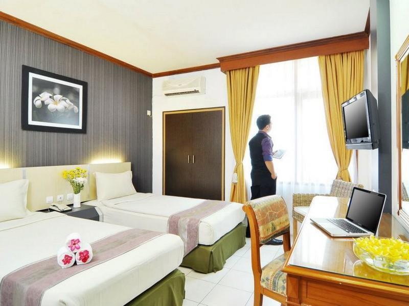 Hotel Cirebon Plaza Eksteriør bilde